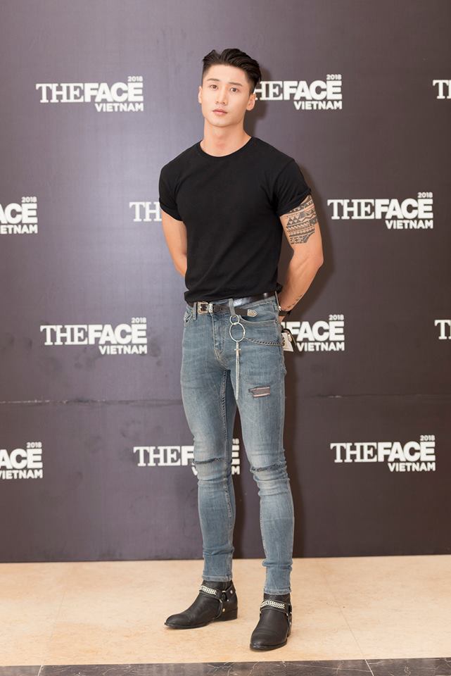 Tình cũ Kim Lý chơi trội với phong cách quý tộc trong buổi casting The Face Vietnam 2018